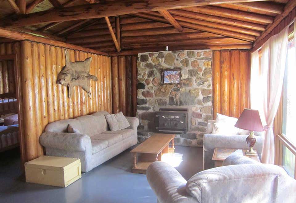 Windy Point Lodge, Kabinakagami Lake, Northern Ontario, Canada