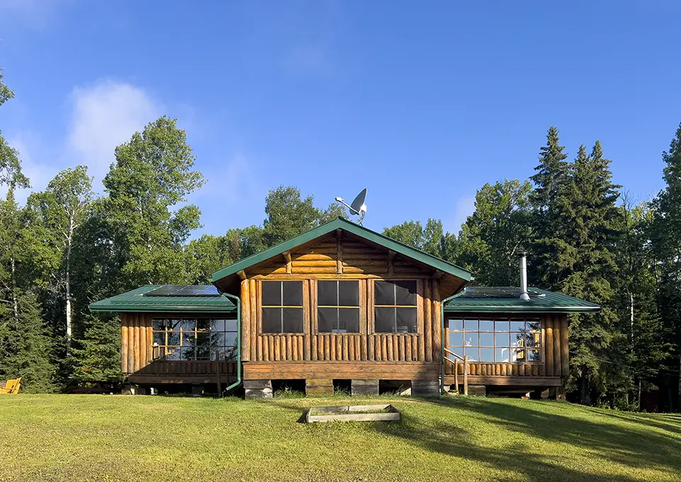 brunswick-lake-lodge-profile