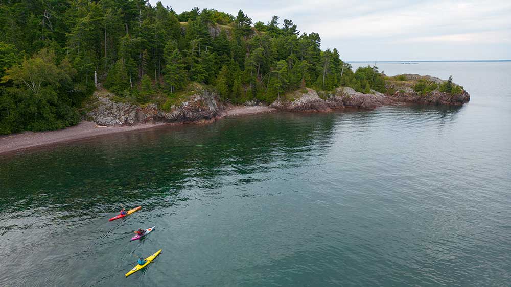 thrive tours kayak gros cap