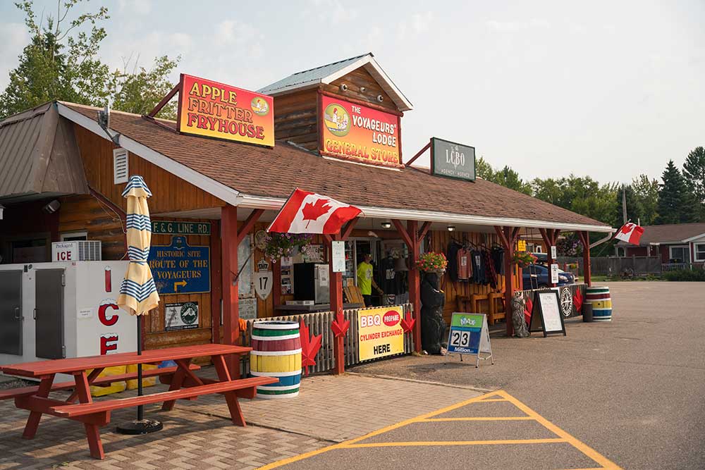 voyageurs lodge batchawana bay lake superior