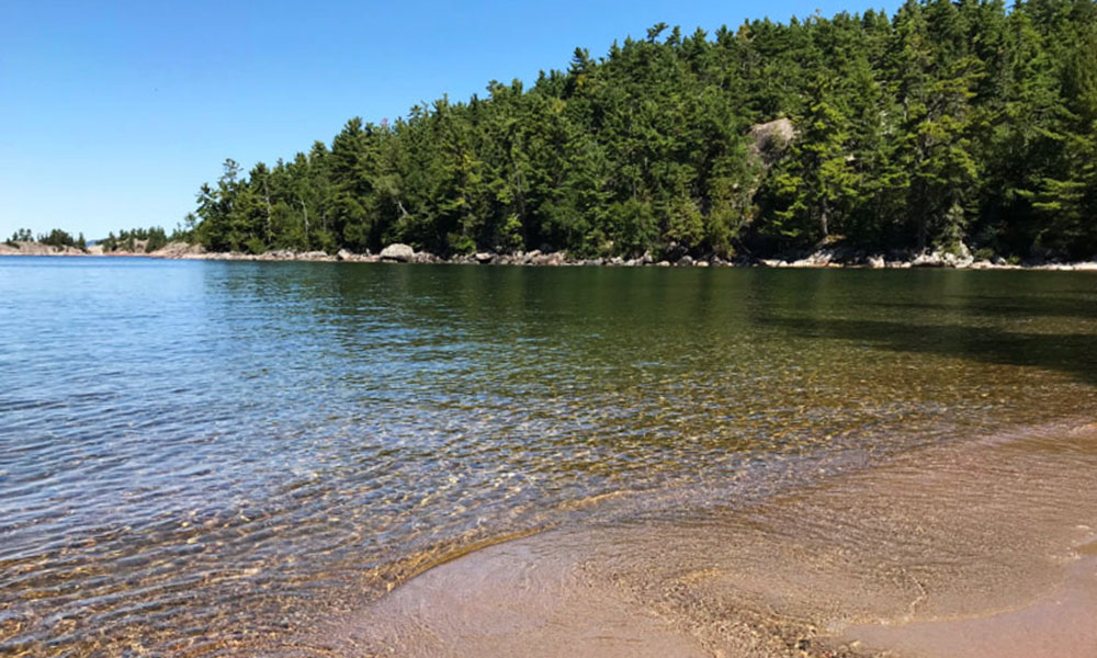 lake superior sinclair cove