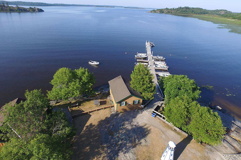 aerial lodge lakeside