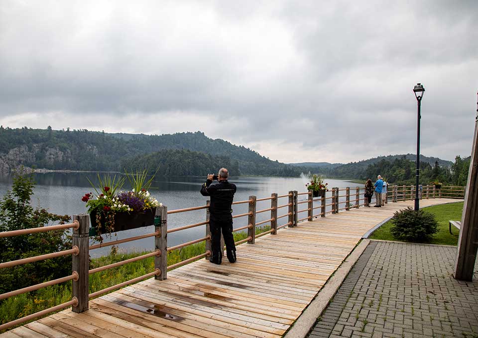 elliot-lake-boardwalk