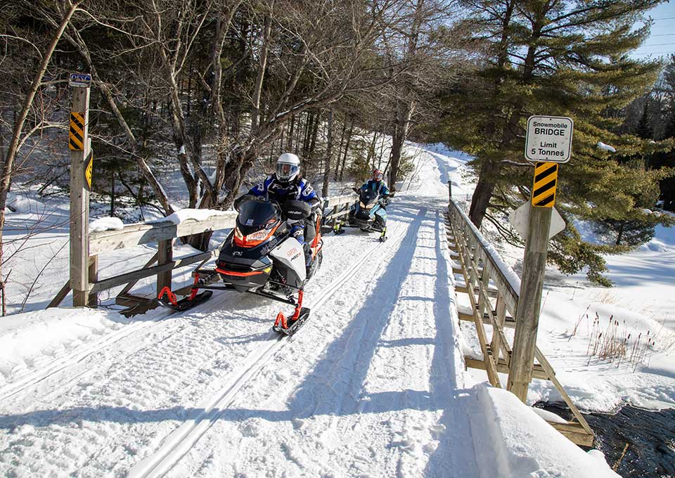 elliot-lake-snowmobiling