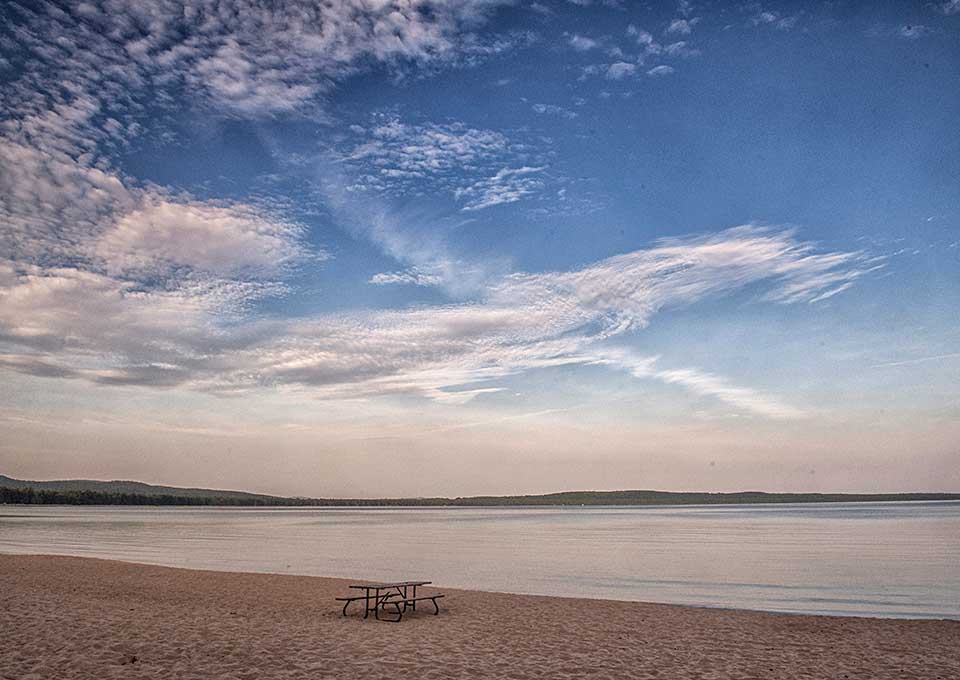 superior-coastal-PancakeBay-beach