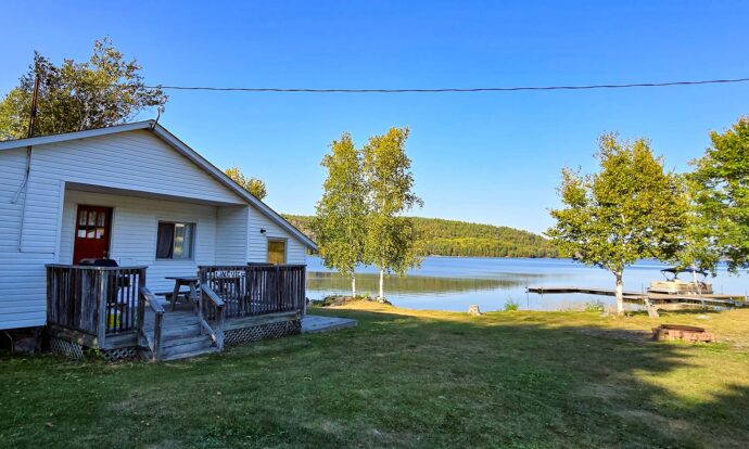 lakeside-cabins-header