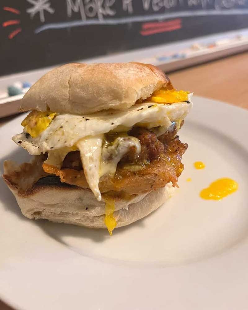 cafe 4 good breakfast sandwich